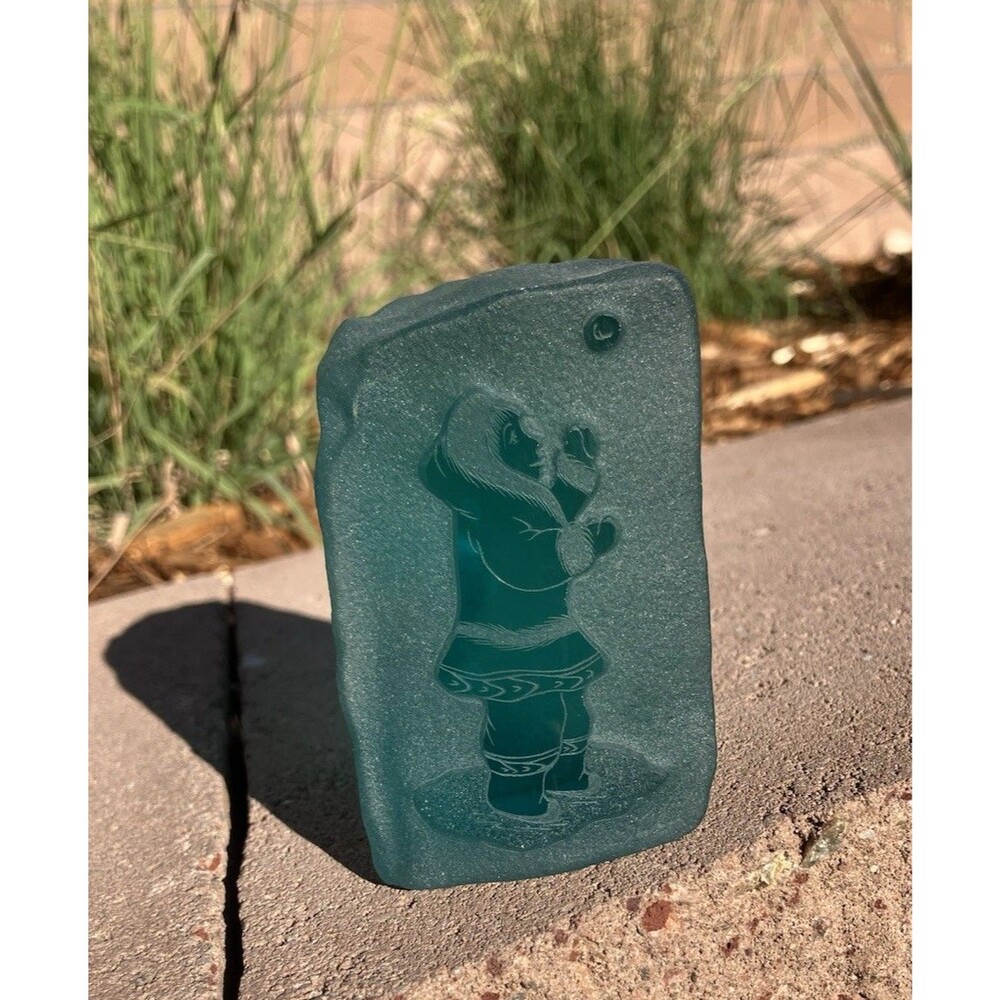 SIKU Intuit Art Glass Paperweight Frosted Teal Etched Figure Sculpture 3” Canada